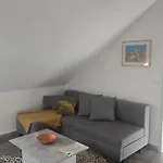 - Cafe Princ Pod Hradem Wifi, Klima Lejlighed Šternberk