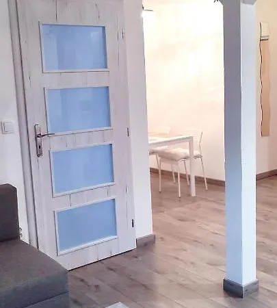 Daire - Cafe Princ Pod Hradem Wifi, Klima Šternberk