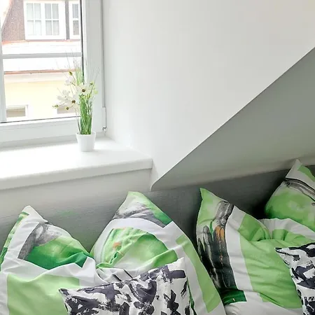 Apartment - Cafe Princ Pod Hradem Wifi, Klima *