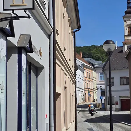 - Cafe Princ Pod Hradem Wifi, Klima *