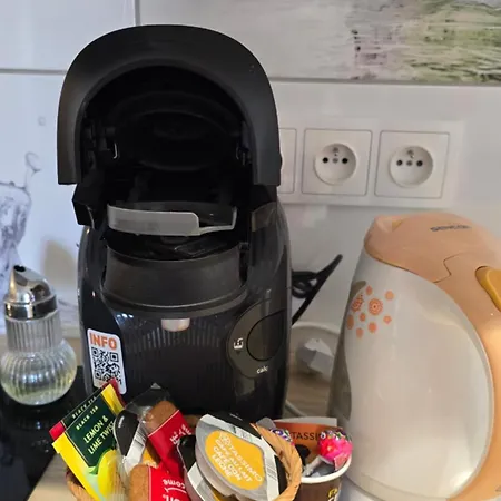 - Cafe Princ Pod Hradem Wifi, Klima Apartment *